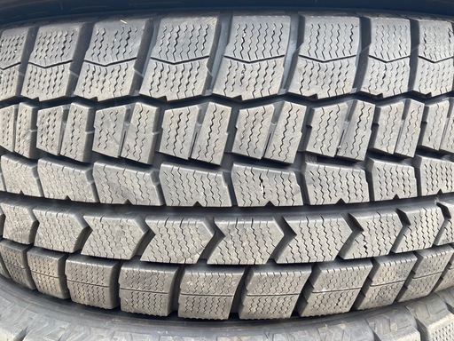 DUNLOP 215/65R16 25年製　冬タイヤ