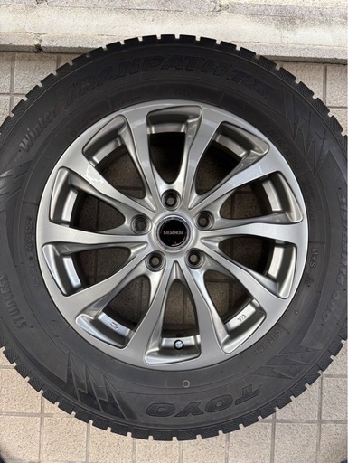 値下げ交渉可　スタッドレスタイヤ　16インチ