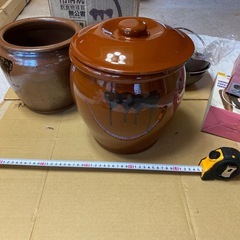 常滑焼き　壺の画像