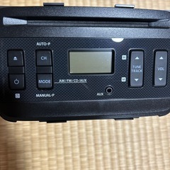 カーオーディオ AM/FM/CD/AUX対応