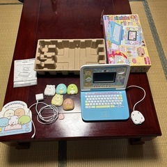 すみっコぐらしパソコンプレミアムプラスの画像