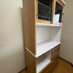 食器棚　　の画像