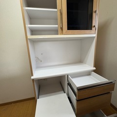 食器棚　　の画像