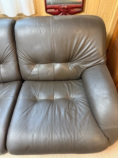 ソファ　レザー　購入者様決まりました?‍♂️