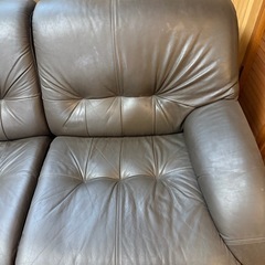 ソファ　レザーの画像