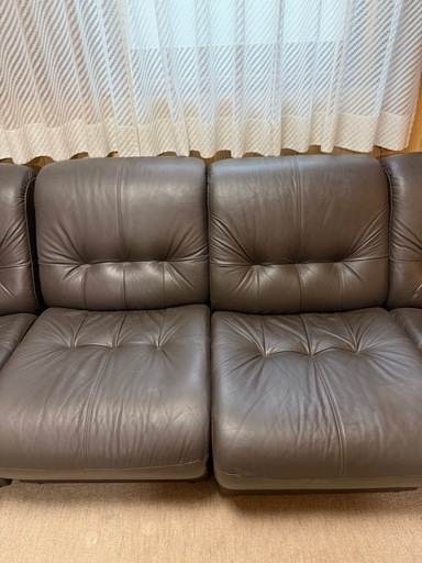 ソファ　レザー　購入者様決まりました?‍♂️