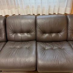 ソファ　レザーの画像