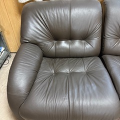ソファ　レザーの画像