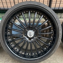 20アルミホイール
の画像