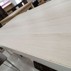 リユースのサカイ栃木店★ジモティ割あり★ IKEA リモコン昇降電動テーブル ベージュ×ホワイト W120×D60×H126.5 クリーニング済み TC10810の画像
