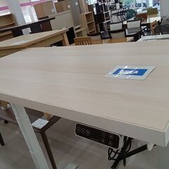 リユースのサカイ栃木店★ジモティ割あり★ IKEA リモコン昇降電動テーブル ベージュ×ホワイト W120×D60×H126.5 クリーニング済み TC10810の画像