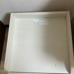 白い学習机とパープルの椅子４点セット【名古屋市西区引き取り】の画像