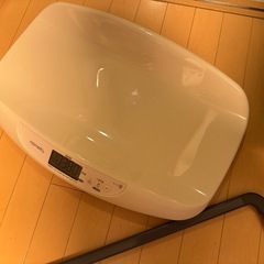 タニタnometa 授乳量機能付き　ベビースケールの画像