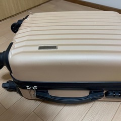 スーツケースの画像