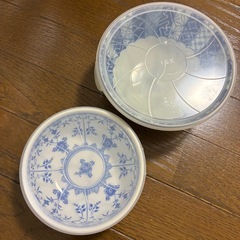 ①和皿　保存蓋付きの画像