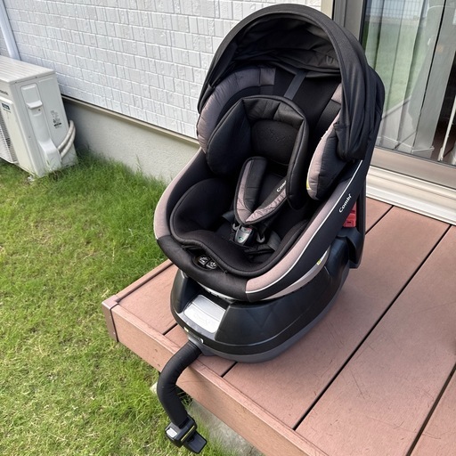 【売約済】コンビ　回転式チャイルドシート　シートベルト式
