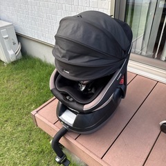 【重信方面】コンビ　回転式チャイルドシート　シートベルト式の画像
