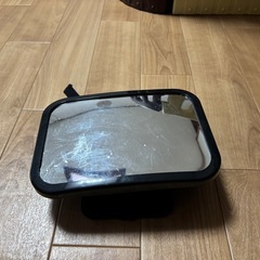ベビーミラー 後部座席ミラーの画像