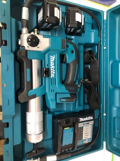 【中古美品】【動作OK】【店頭引取限定】makita 電動グリスガン GP180DRG 52,800円（税込）