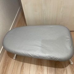 ミニアイロン台の画像