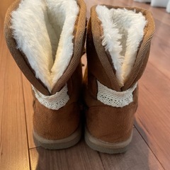 女の子冬用ブーツ15.0cm
の画像