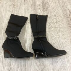 POUDLE PAPPET 黒　ブラック　ブーツ　22.5cmの画像
