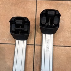 アウディA6アバントC7純正ルーフレールキャリアの画像