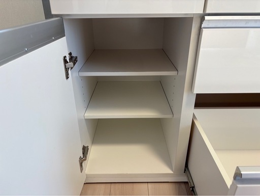 食器棚　キッチン収納　キッチンカウンター
【幅120cm、高さ85cm、奥行50cm】白色