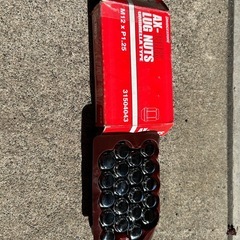 スバルレヴォーグ　スタッドレスタイヤホイール4本セット【お取引中】
の画像