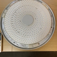 LEDシーリングライト 日立 リモコン付の画像