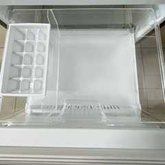 (送料無料) 2019年 極美品 138L 冷蔵庫 Panasonic オシャレなダークチョコレート色 霜取り不要 ⑧の画像