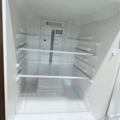 (送料無料) 2019年 極美品 138L 冷蔵庫 Panasonic オシャレなダークチョコレート色 霜取り不要 ⑧の画像