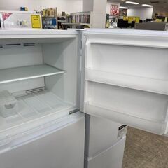 J3012 【リユースのサカイ柏店】　Yamada ヤマダ　2ドア冷蔵庫　YRZ-F23HR　右開きタイプ　2022年製　クリーニング済み　参考価格76,780円の画像