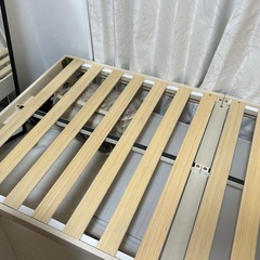 シングルベッドフレーム ホワイト すのこ
の画像