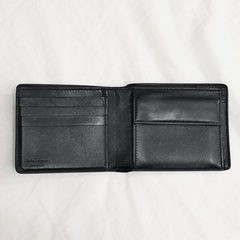 財布(salvatore ferragamo)の画像
