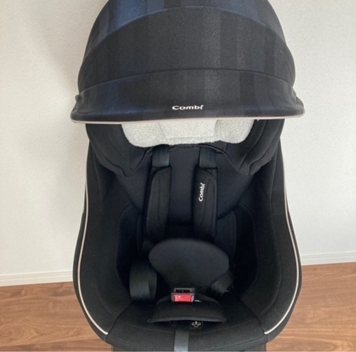 コンビ 　 エッグショック チャイルドシート