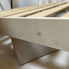 シングルベッドフレーム ホワイト すのこ
の画像