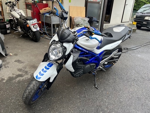 スズキ　グラディオス　400400