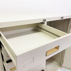 【ITO】 引き出し８段付き スチールキャビネット　H880 W880 D400 (カギ無し)■U-994の画像