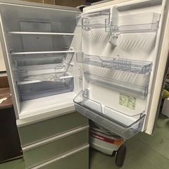 〇東87 AQUA 355L 4ドア 冷蔵庫の画像