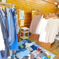 フリマ開催中！明日さらに服を追加してます