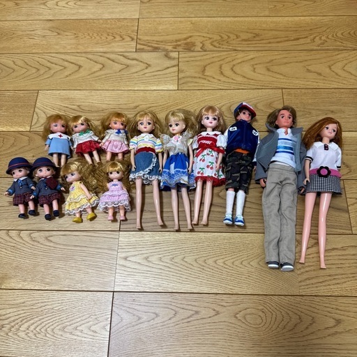 リカちゃん　まとめ売り　ゆったりさん　家具家電　服　アクセ　人形　小物ケース付き　ニューマンション 4LDK