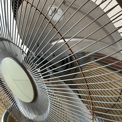 大きな扇風機の画像