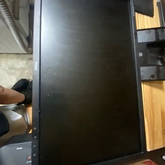 液晶モニター本体、スタンド・マウント付きの画像