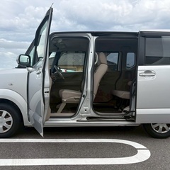 月9千円〜分割払い可❗️ 車検2年付き！【名義変更代込み】大人気☆ホンダ N-BOX☆ステアリングスイッチ付き☆SDナビ付き☆走行中DVD見れます☆電動スライドドア☆ドラレコ付き☆スマートキー☆フルオートエアコン☆そのまま乗って帰れます❗️の画像
