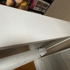 飾り棚　ホワイト　ガラス扉の画像