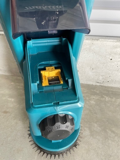 makita マキタ 18V 芝刈り機　MLM160DZ 充電式芝刈機 
