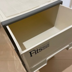 フィッツ　収納引き出し3つの画像