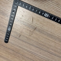 ダイニングテーブルの画像