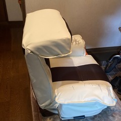 3段ベッド　座椅子　エレクトーンの画像